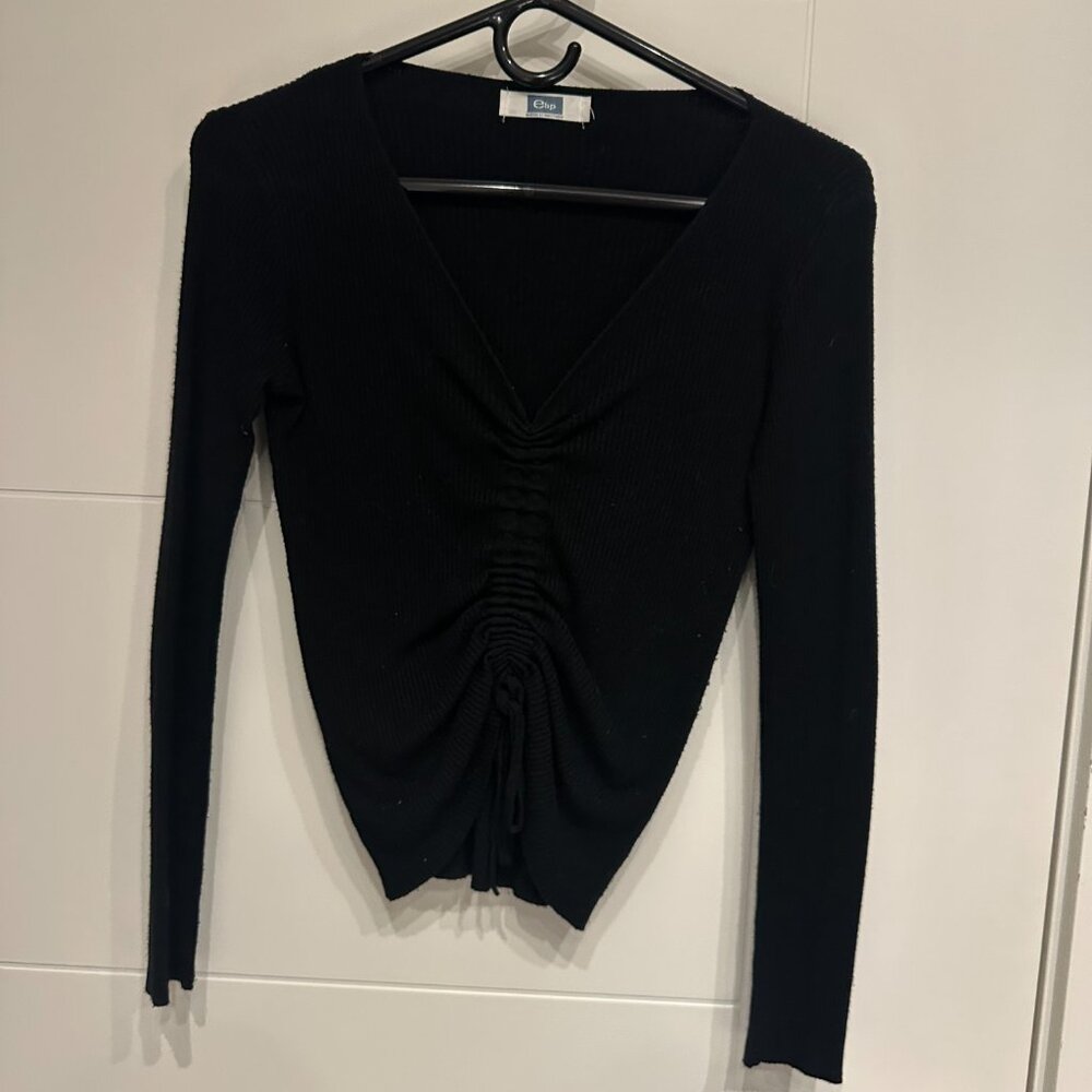 Black Ruched Front V-Neck Long Sleeve